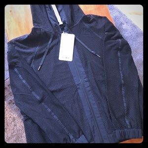 **NWT** Lululemon Mesh on Mesh Jacket - Size 12